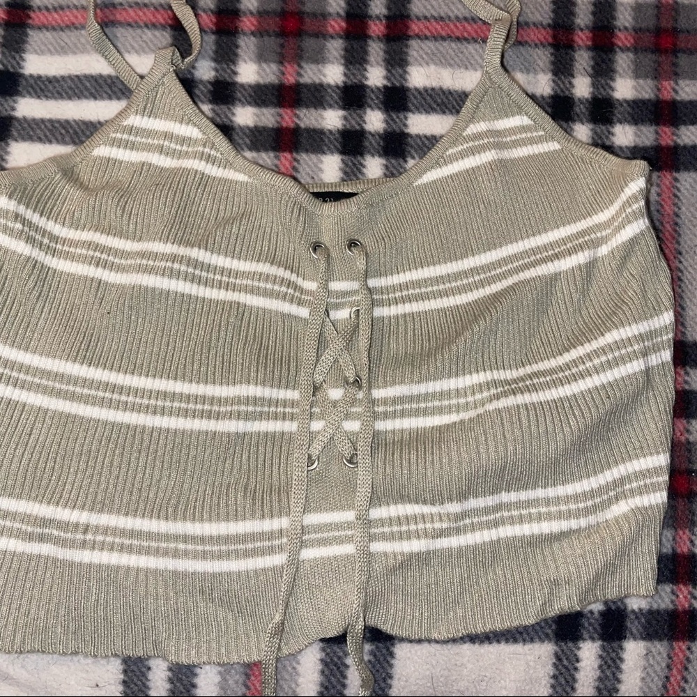 Green cropped tank